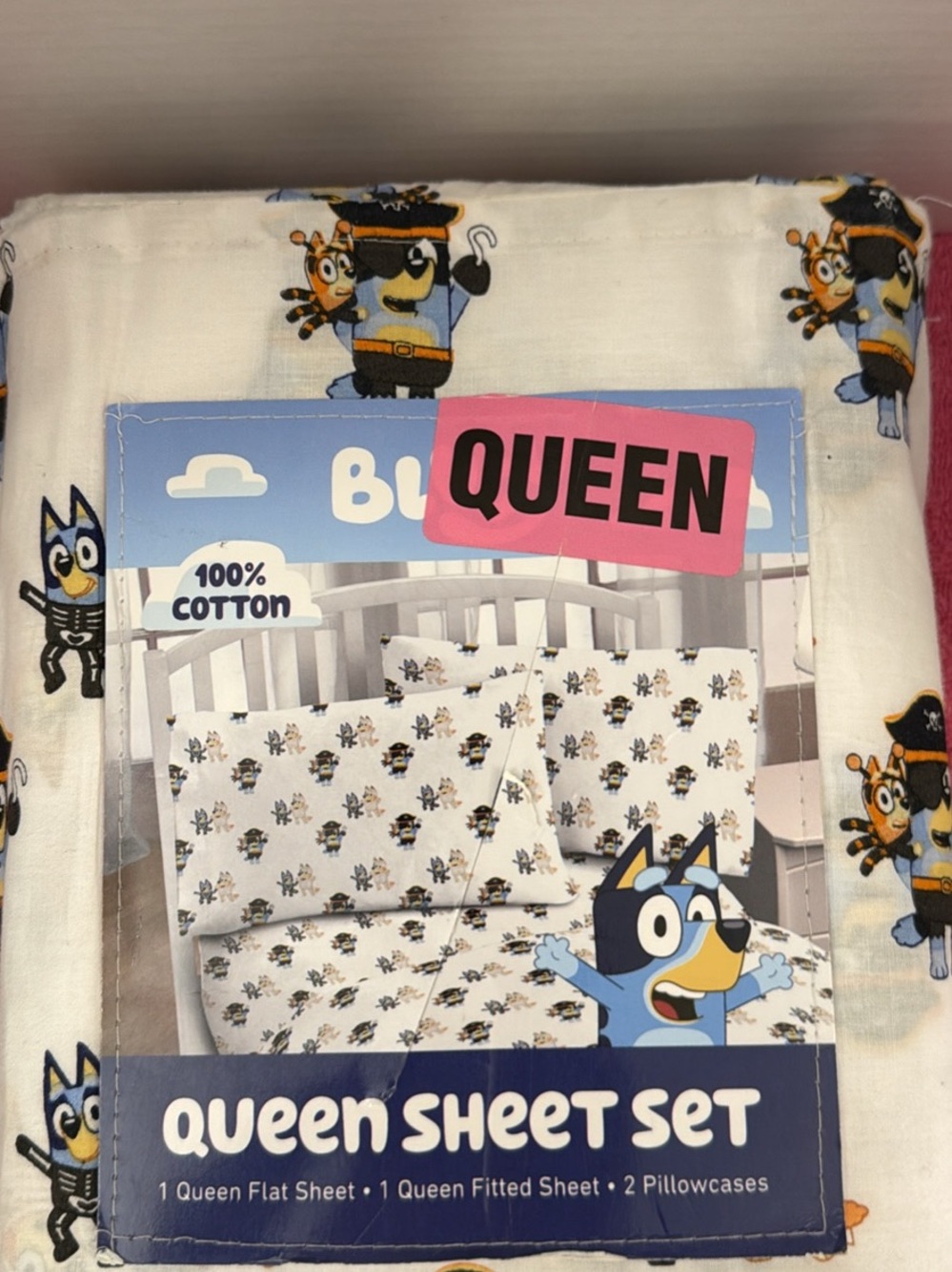 Bluey White Queen Sheet Set with Blue and Orange Character Print